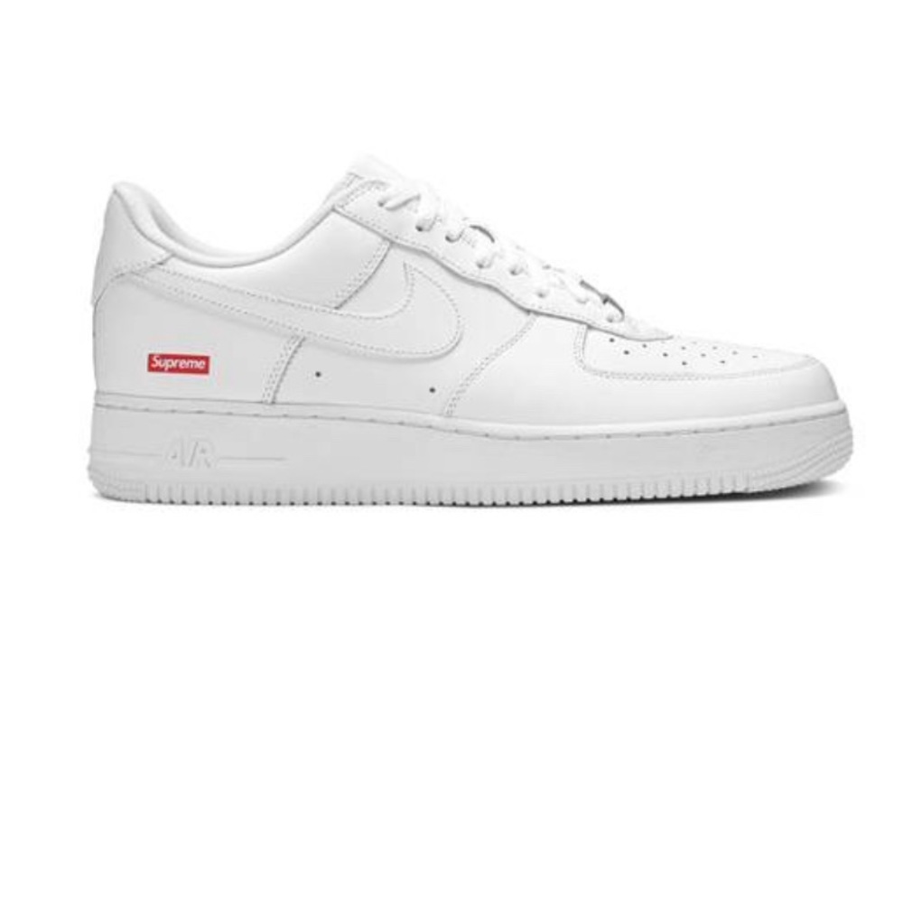 Supreme x Air Force 1 Sneakers